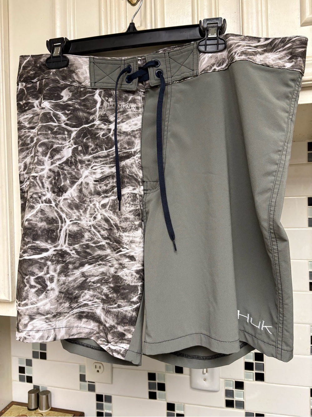 Huk Performance Fishing Shorts. Men’s Size 38.